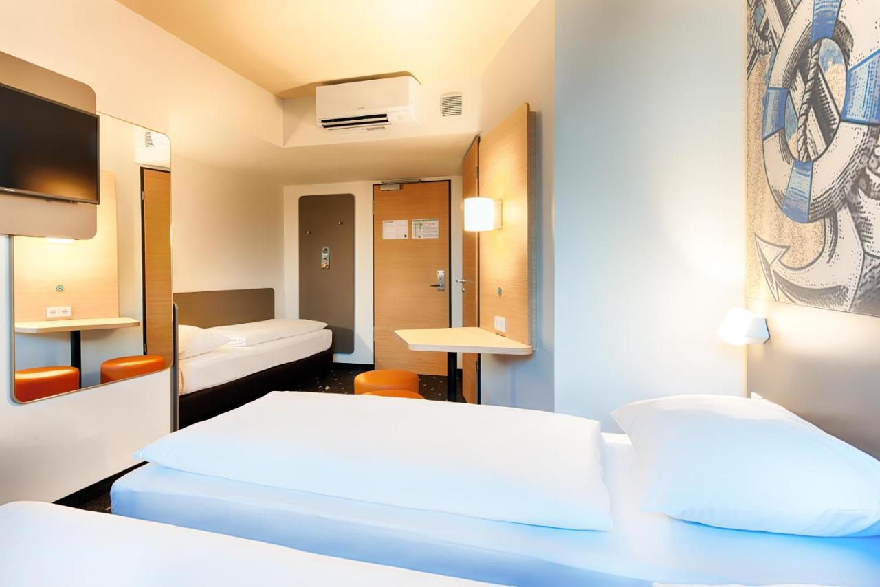 B&B Hotel Emden Hotel 3*
